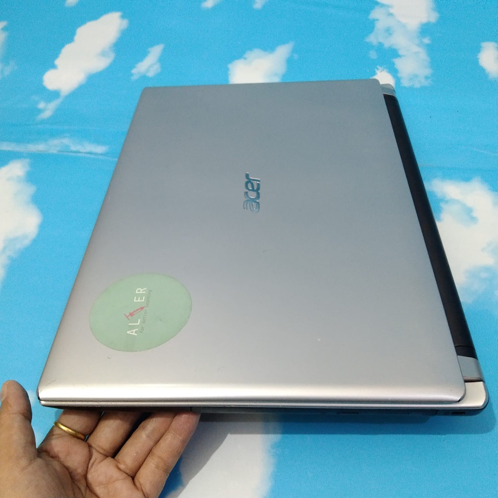 Laptop Leptop Seken Second bekas  ACER RAM 4GB INTEL CORE I3 HDD 500GB LAYAR 14 INCI SLIM MURAH MULUS HANYA 2JTAN 2JUTAAN berkualitas original