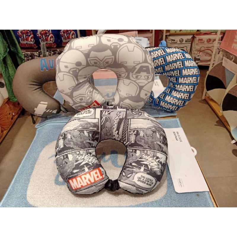 Miniso Bantal leher 2 in 1 bantal leher spiderman bantal leher plus bantal bantal marvel bantal lehe