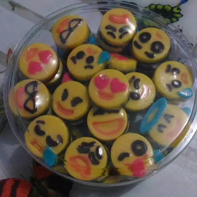 

coklat karakter