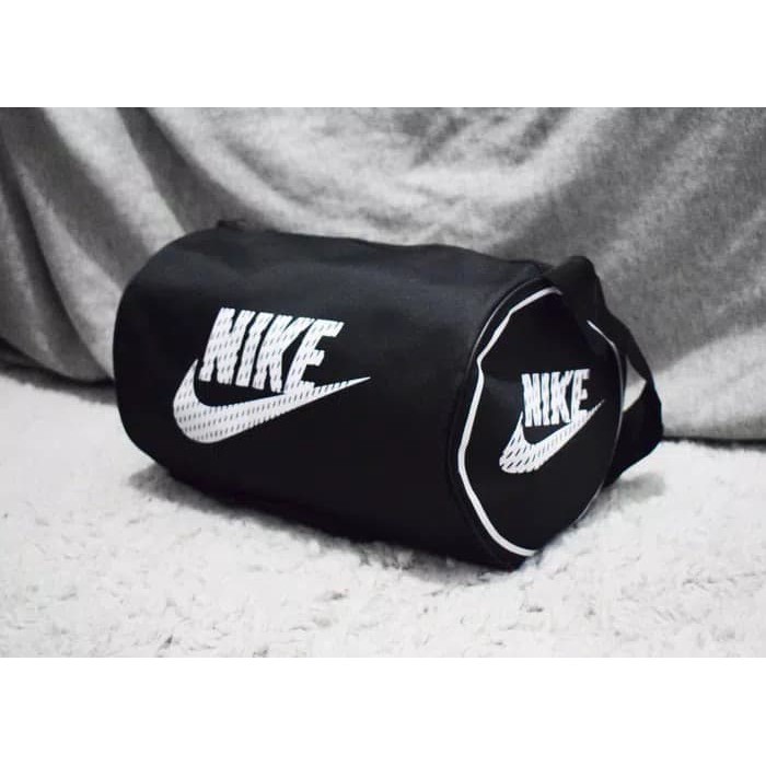 Tas Slempang Selempang Slingbag Futsal Gym Olahraga / Tas Sepatu Bola NIKE TABUNG