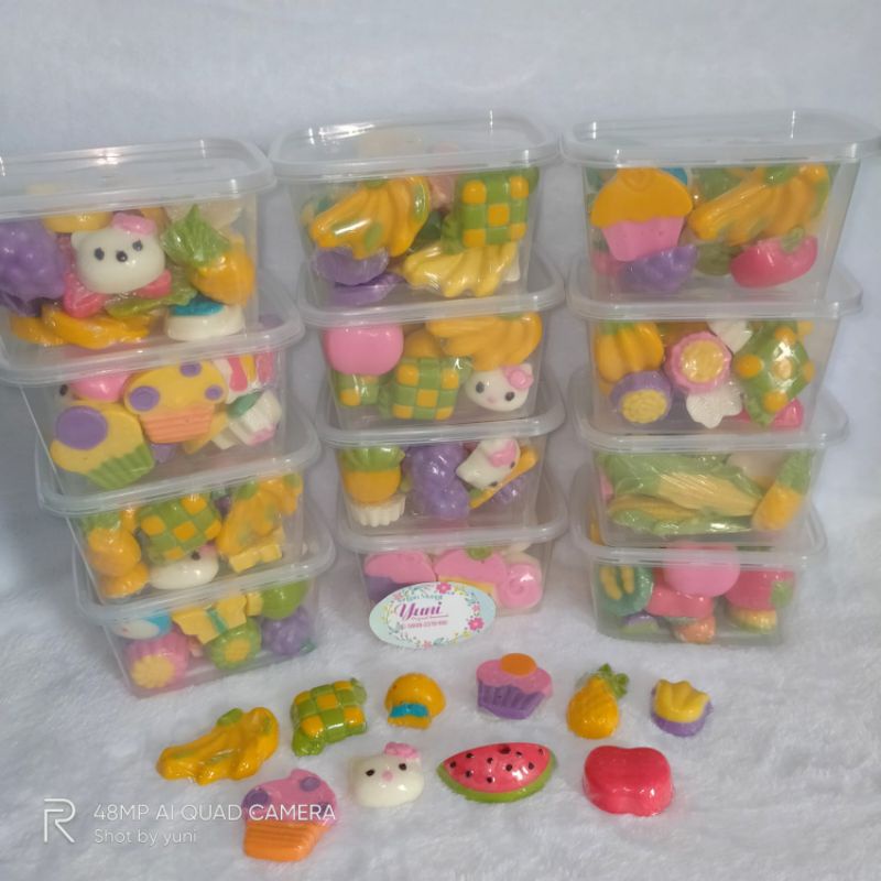 

coklat karakter