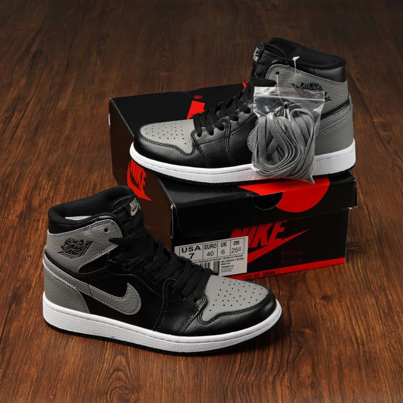 Air Jordan Retro 1 High Shadow Soft Grey
