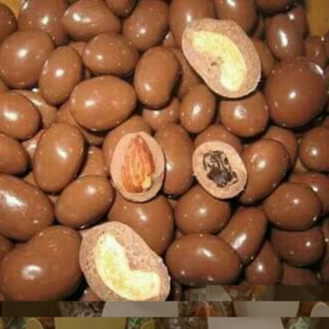 

choco isi almond