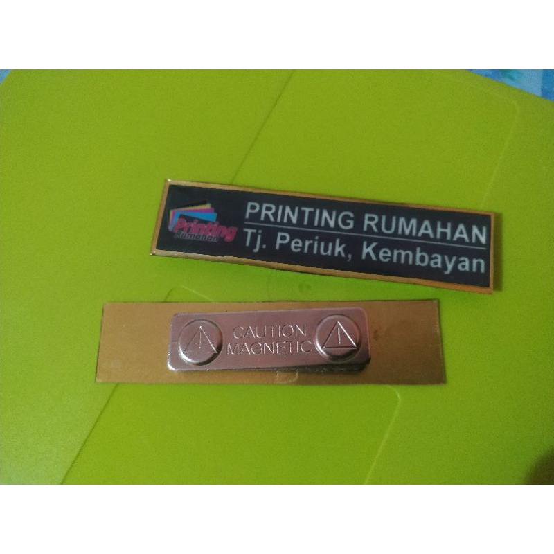 

Cetak Nametag Magnet