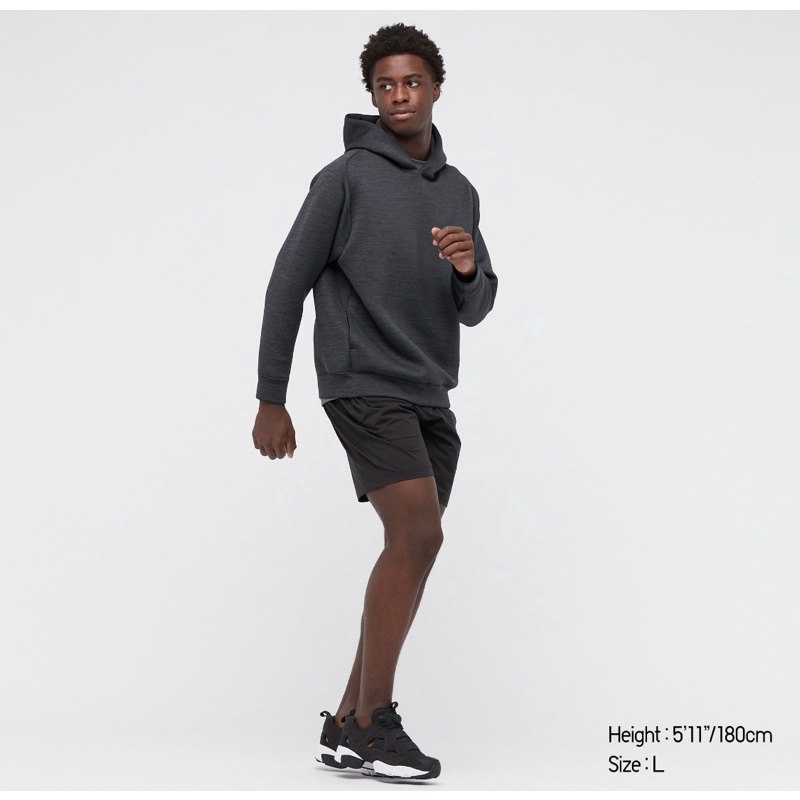 UNIQLO PULLOVER SWEAT DRY HOODIE