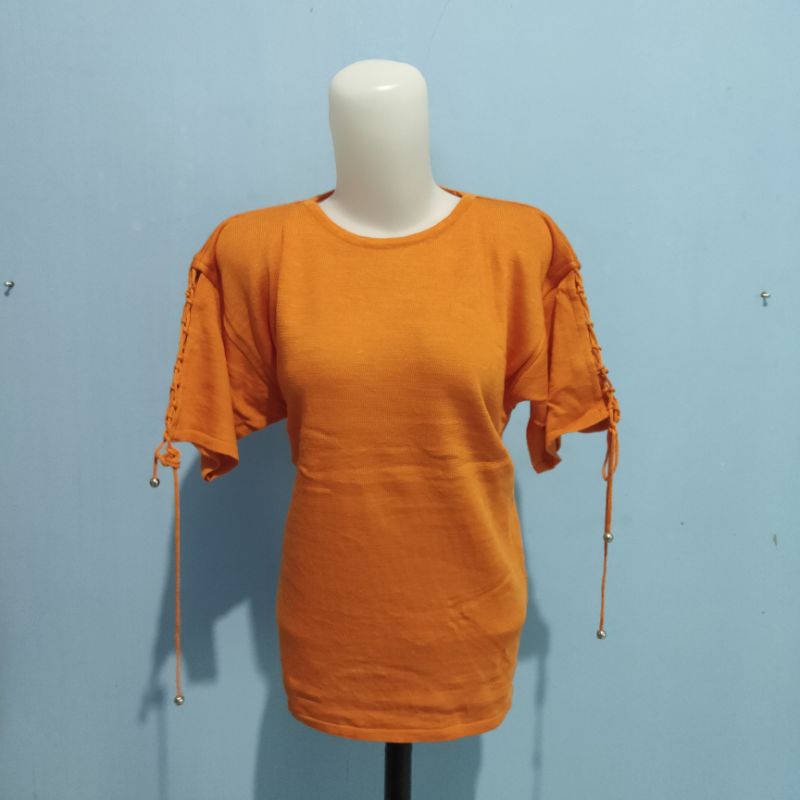 Preloved Rajut Sweater Second Branded Bianca