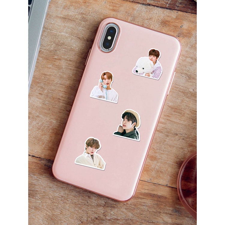 95pcs / Set Stiker Kpop Stray Kids Album Oddinary Tahan Air Untuk Skateboard Laptop Koper Gitar