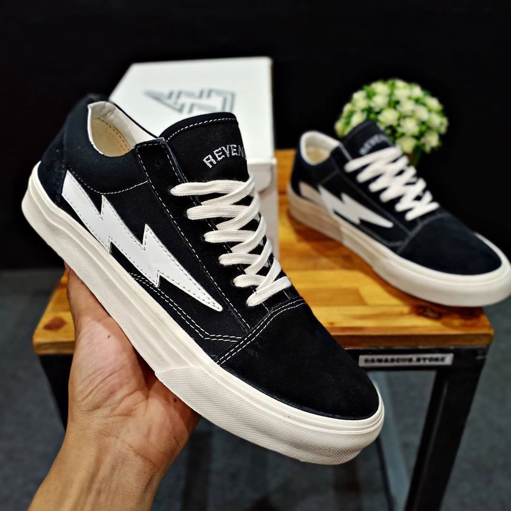 Sepatu Vans motif petir Premium / Sneakers Pria Kasual Murah Sepatu Vansrevenge Bisa cod  jalan santai Classic Terbaru