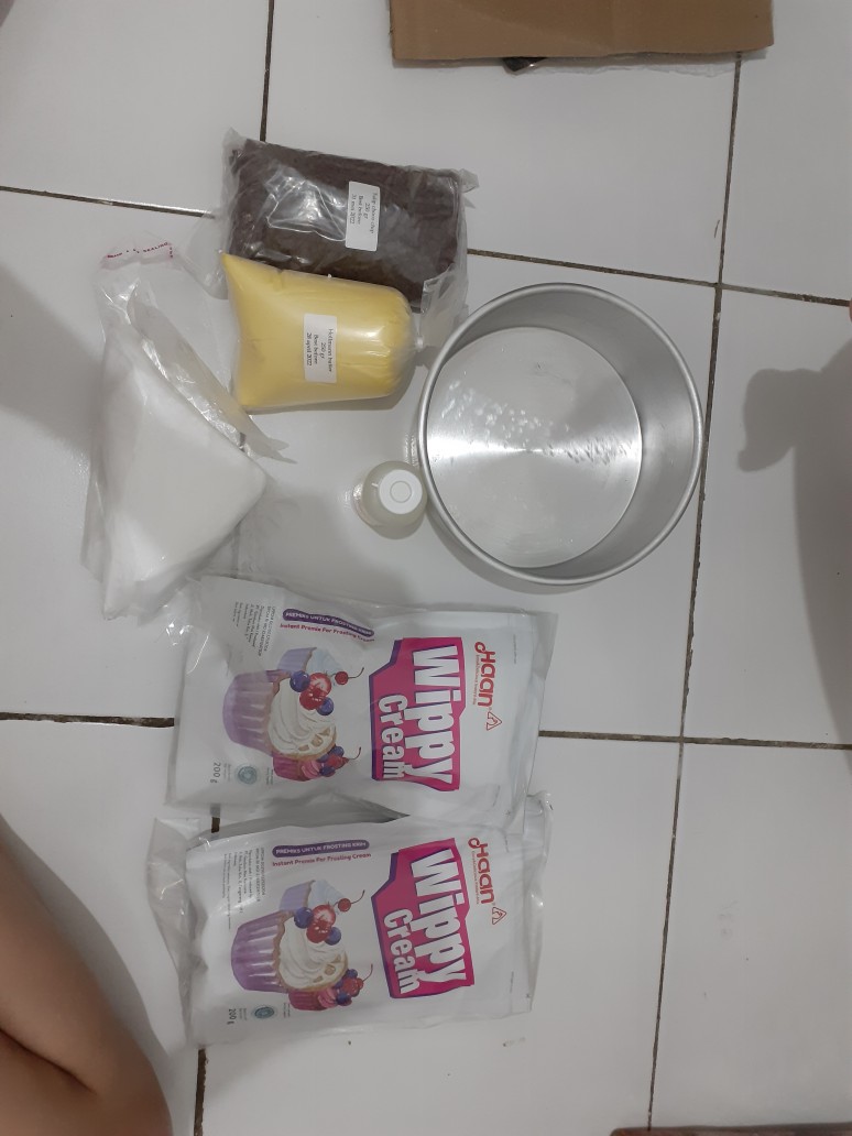 Loyang Kue Persegi Uk. 14 - 26 Tinggi 7cm