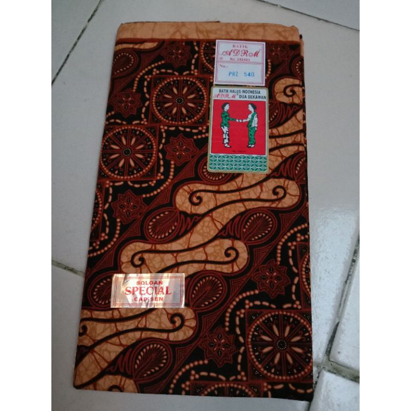 Kain Panjang Batik Solo Soga Genes Exellent Cap Salaman Adrm