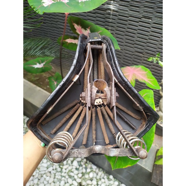 SEDEL JOK SEPEDA ONTHEL TERRY BESAR KW SUPER