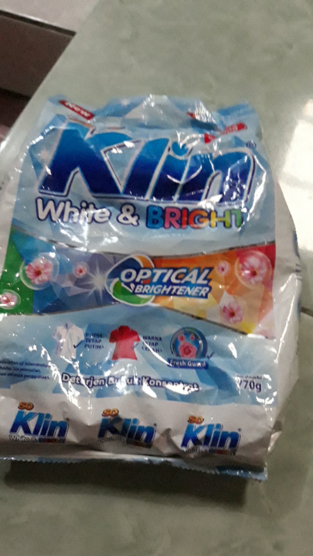 Detergen Bubuk Soklin Softergen 770ml