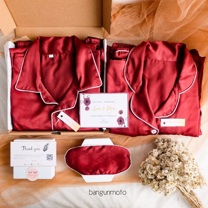 Hampers/Kado Pernikahan Piyama Maroon By Pilorystore