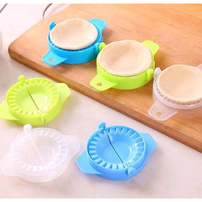 CETAKAN PANGSIT PASTEL DUMPLING GYOZA MOLD MOLDING