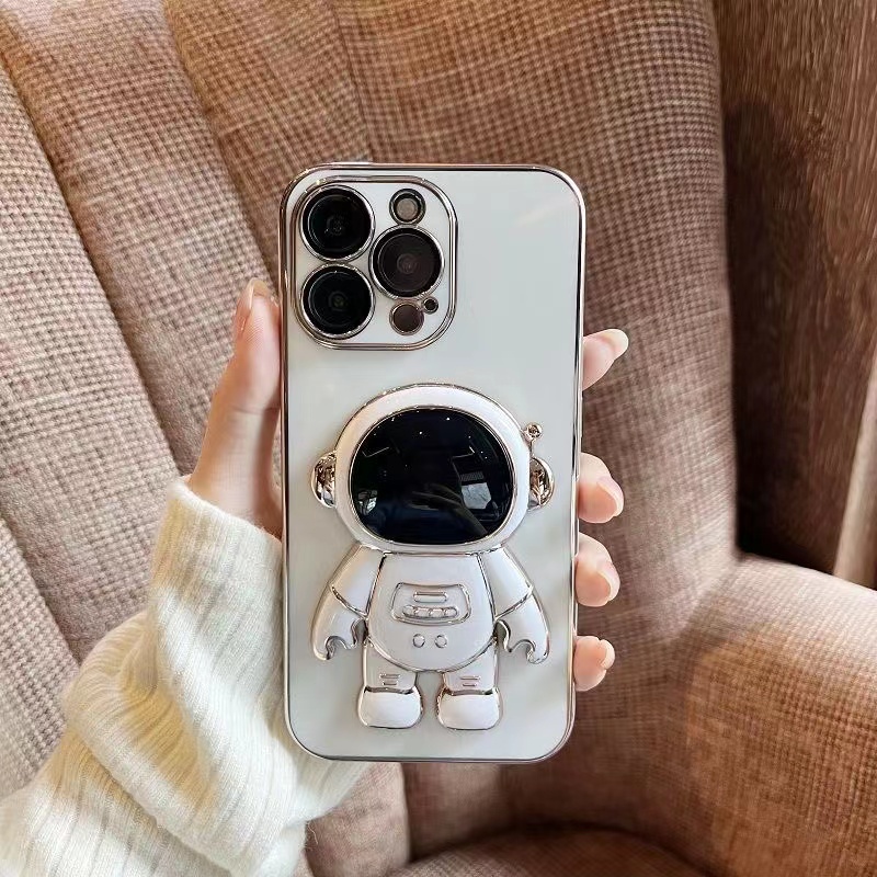 Casing iPhone 11 12 13 pro max 7 plus 8 plus x xs max xr 11 pro max 12 pro max 13 pro max Motif Astronot 3D