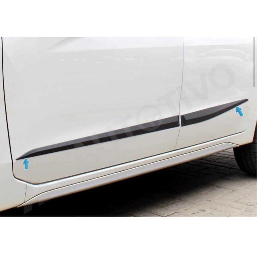 List Body Samping Xpander Livina 2019 2022 UP Hitam Chrome