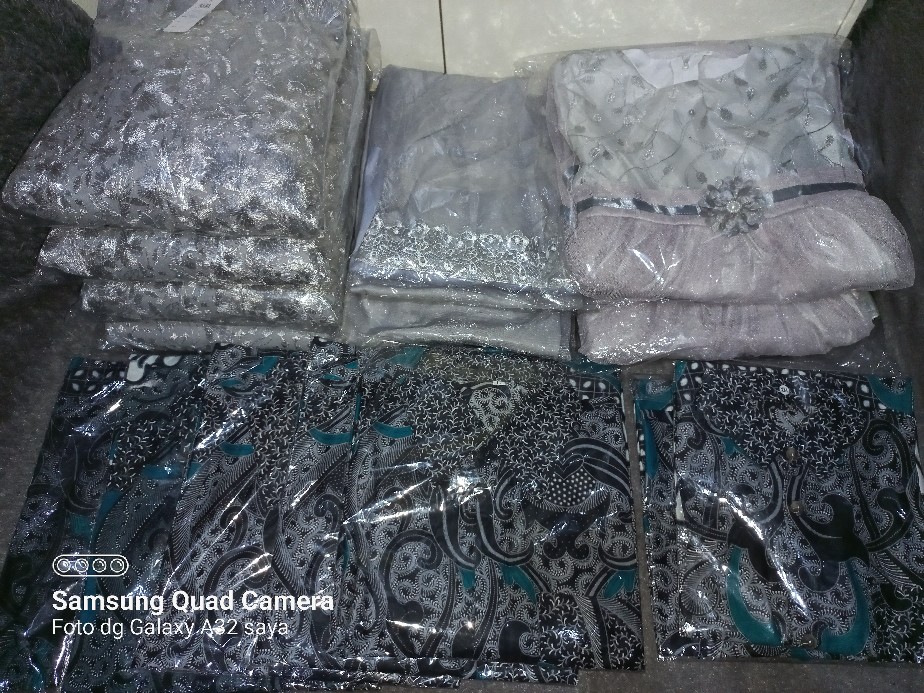 Batik Couple Keluarga Sania Ruffle Ori Ndoro Jowi Termurah Motif Dimensi Abu