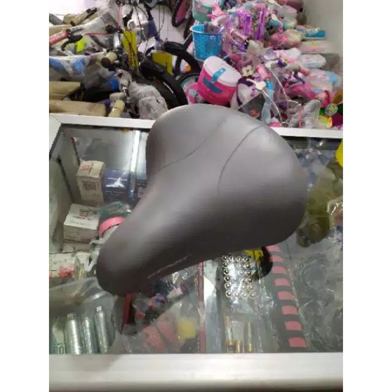 SADEL JOK SEPEDA LIPAT WARNA ABU-ABU, PER & TEBAL, MERK GENIO