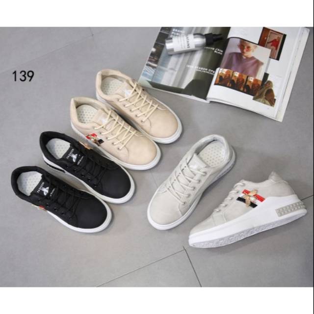Sepatu fashion G ec./viol. 139