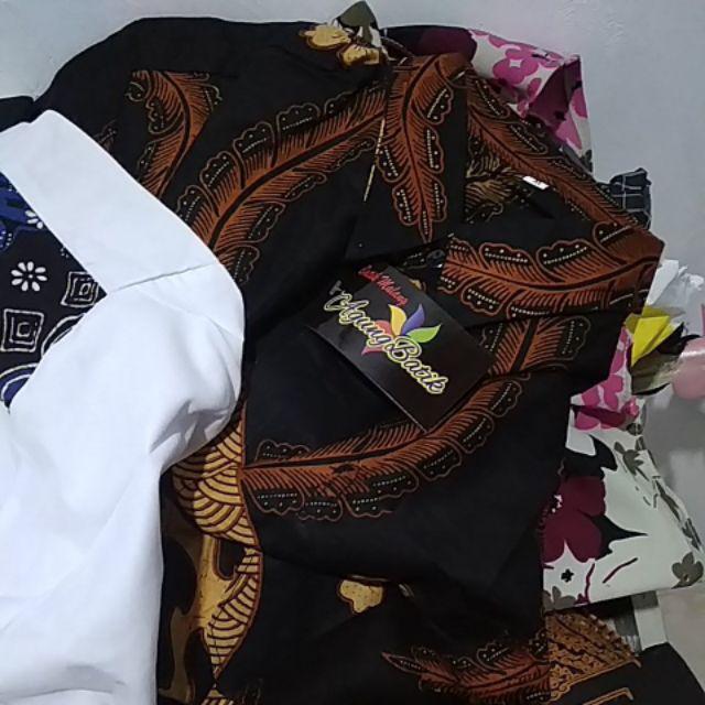 Promo Kemeja Pria Motif Emoji / Lengan Pendek