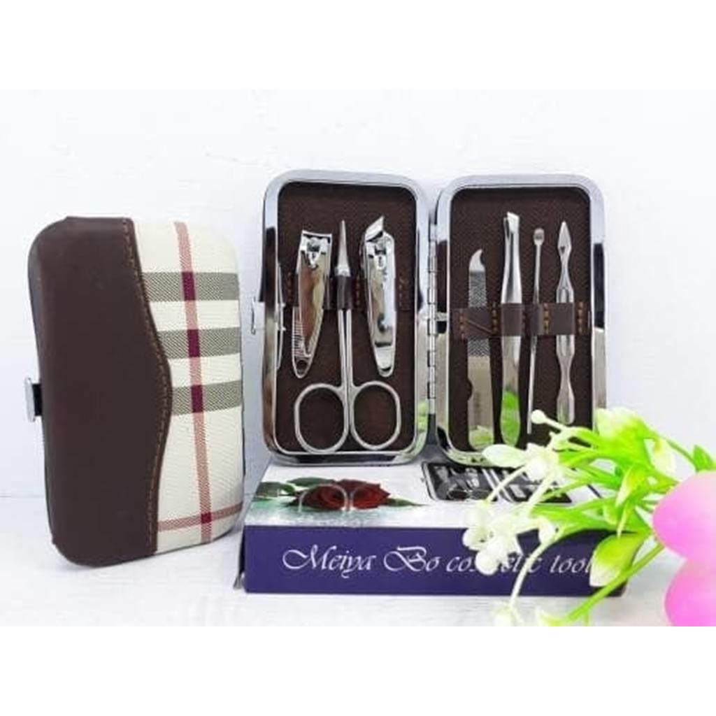 ES55  MANICURE SET 7 in 1 Motif Kotak / MANICURE SET KOMPLIT / GUNTING KUKU