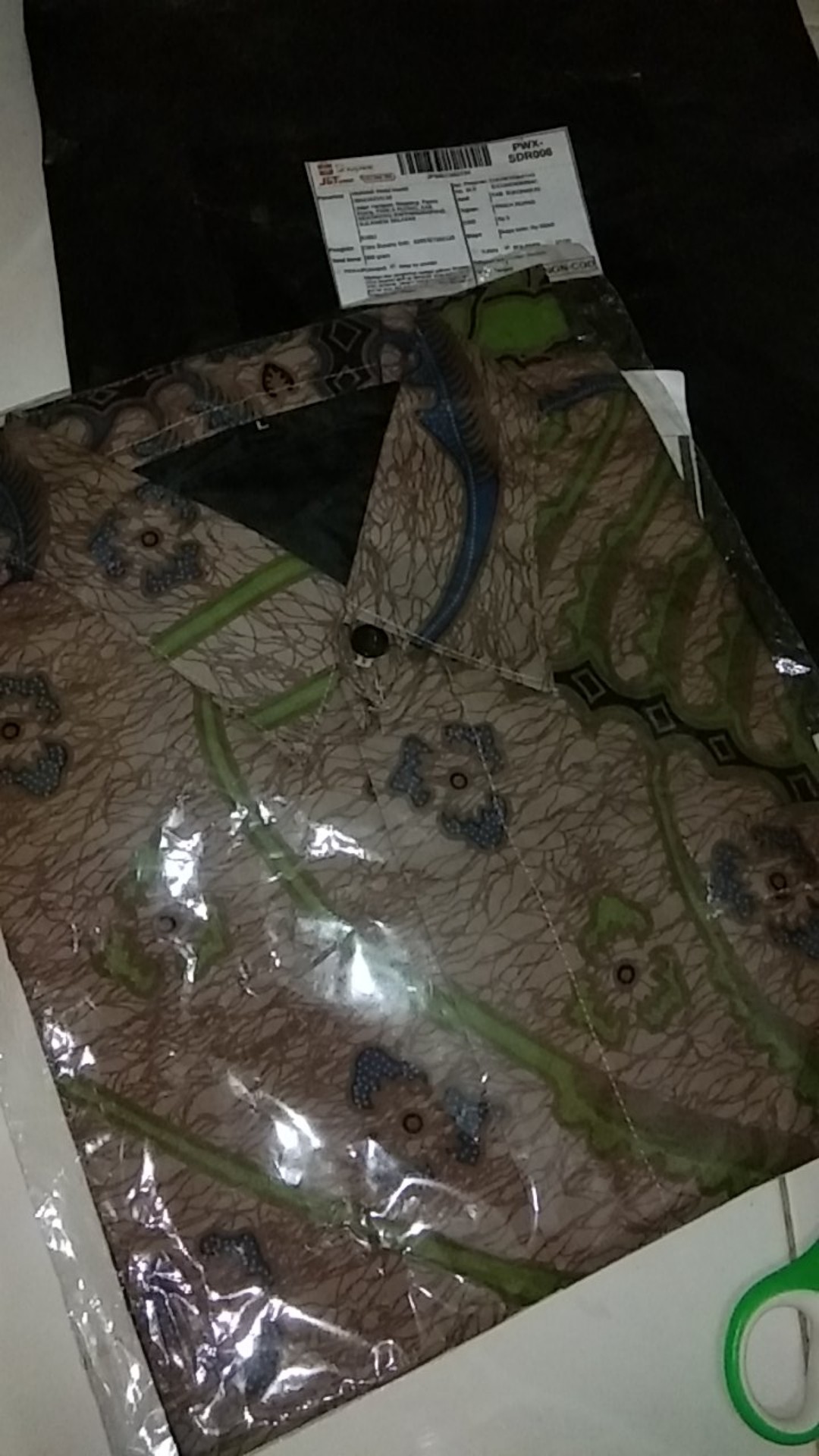 Hanurogo Pendek Kemeja Batik Pria Full Furing Bahan Katun Halus Primisima