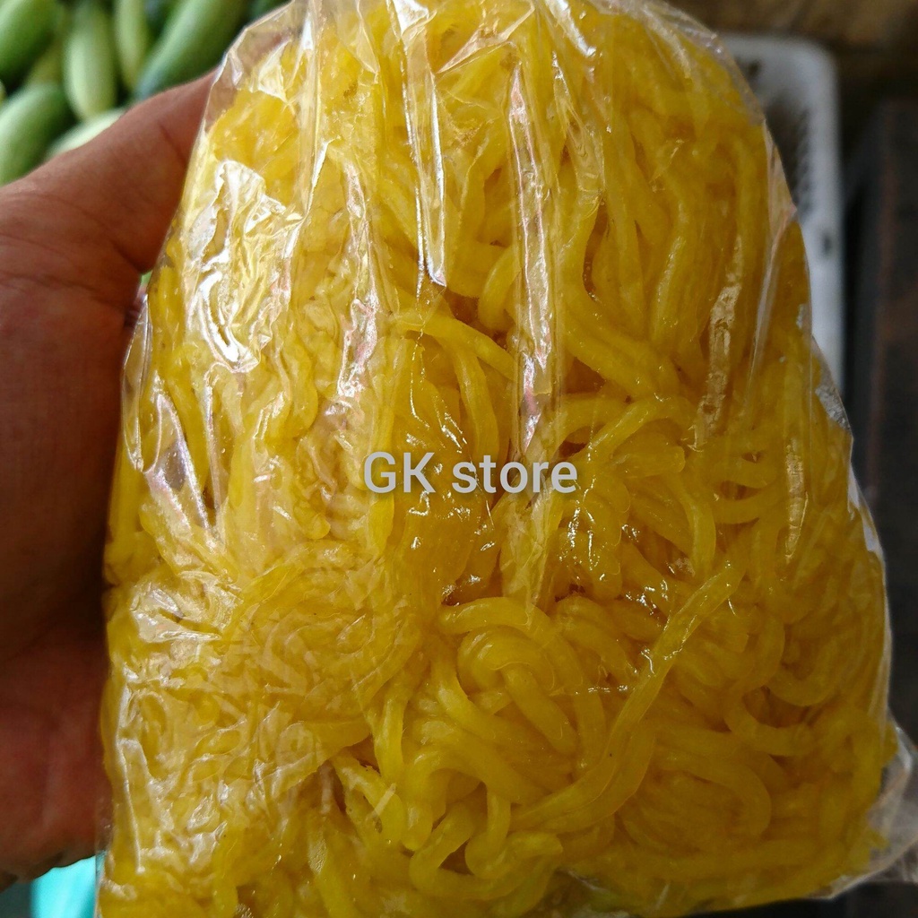 

MIE GOLOSOR MENTAH BAHAN SEBLAK ISI 350 GRAM/mie golosor/mie kuning/mie telor/mie instan/bahan seblak/bahan seblak instan/cuanki/mie kuah instan