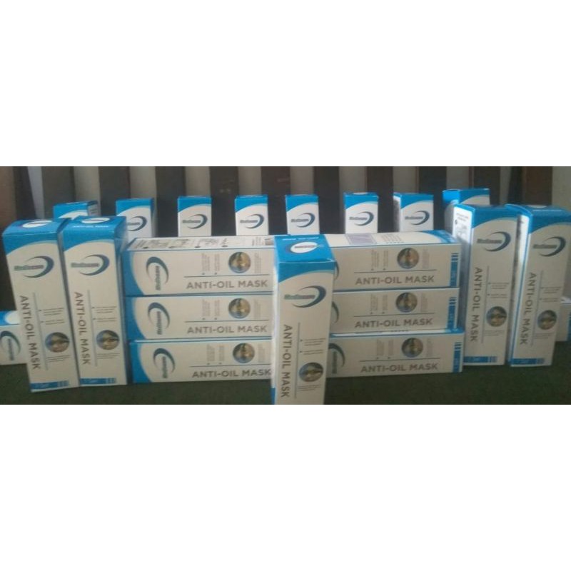 

Faceshield Nagita dengan box kemasan