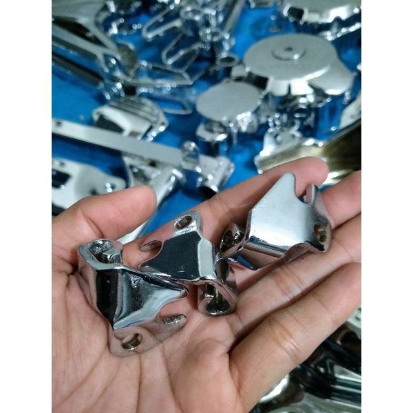 PLAT DUDUKAN KABEL KOPLING TIGER MEGAPRO / KLEM PENAHAN KABEL KOPLING TIGER MEGAPRO /  BREKET KABEL 