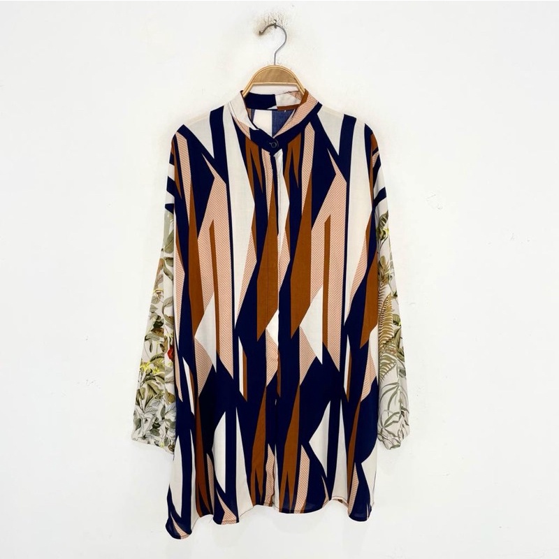 kemeja wanita  motif bahan rayon // kemeja-Foto1