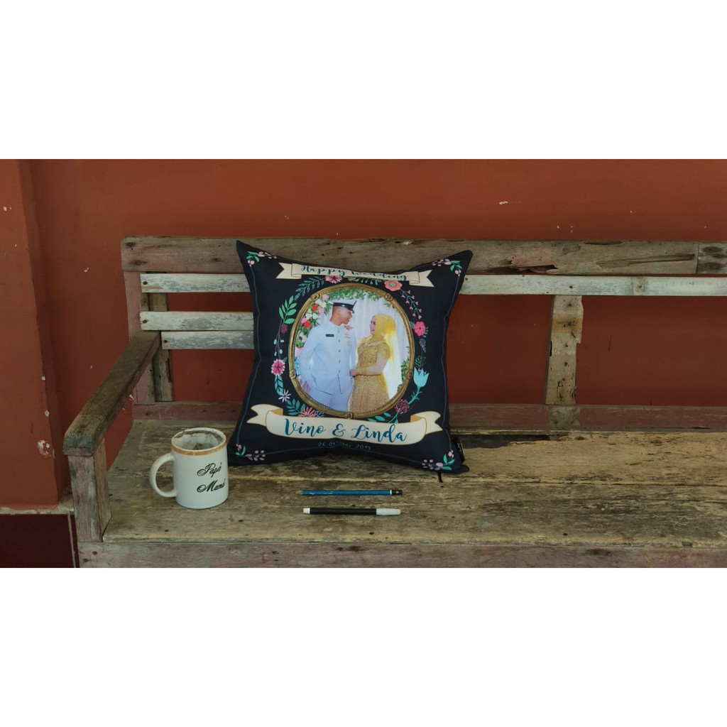 Bantal kado custom bantal foto  ukuran 40 x 40