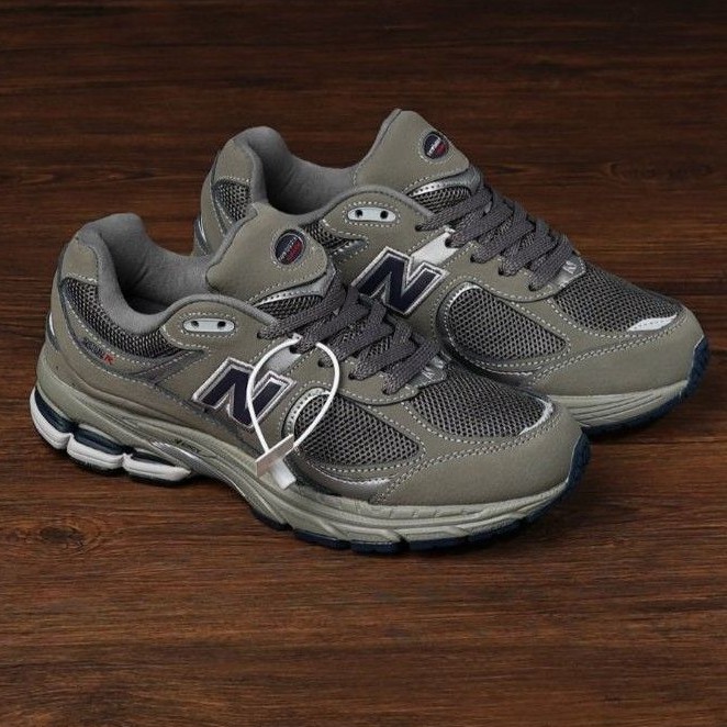 sepatu sneakers pria nb ML2002RA dk grey  premium import bnib