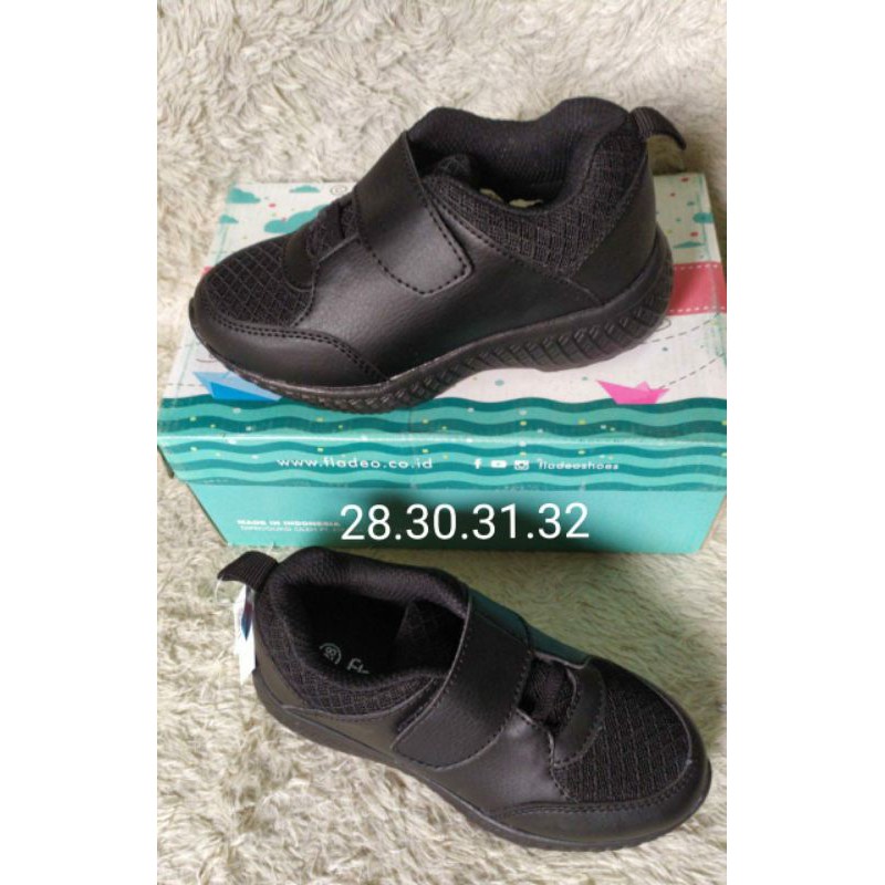 Sepatu Fladeo Anak Hitam