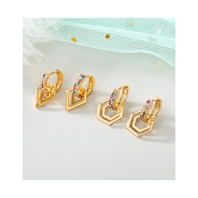 LRC Anting Tusuk Fashion Golden Diamond Openwork Earrings D67277