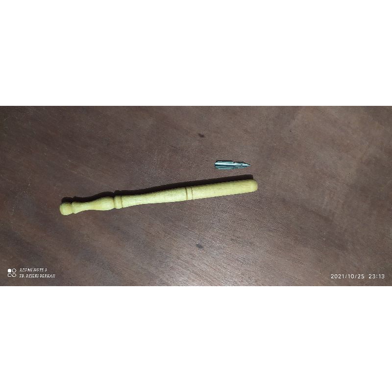

assalamualaikum,,,selamat datang ditoko kami, gagang pena kayu pen pentul pen tutul pulpen kayu