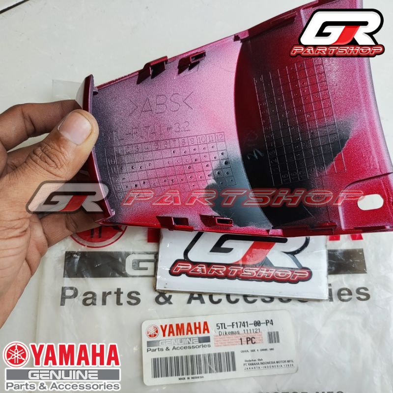 PED SAMBUNGAN BODY MERAH MAROON MIO SPORTY SMILE ORI YGP COVER SIDE BODI PET PAD MERAH MARON TUA ORIGINAL YAMAHA