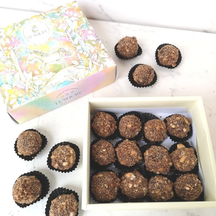 

Avocado Truffle 12 pc