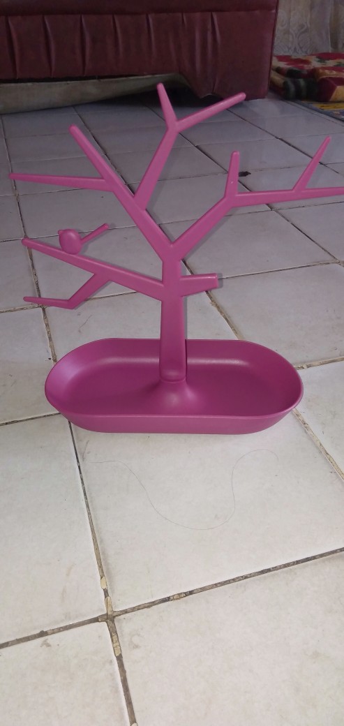 Wadah Bentuk Rusa Tempat Aksesoris Anting Kalung  Display Pohon Simple Cantik