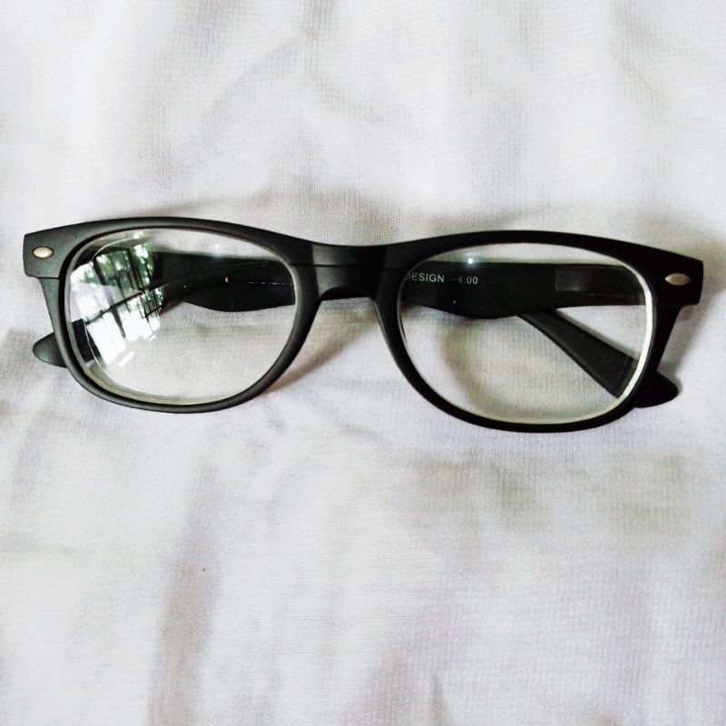 KACAMATA HITAM LENSA TRANSPARAN /GLASSES MURAH GLASS
