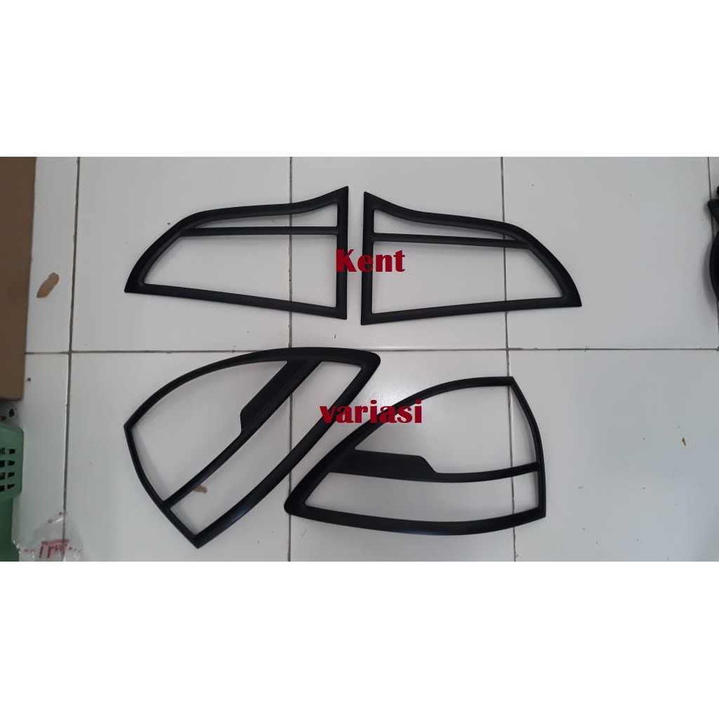 GARNISH GARNIS LIST LAMPU BELAKANG HITAM DOFF PAJERO SPORT 2010 - 2015