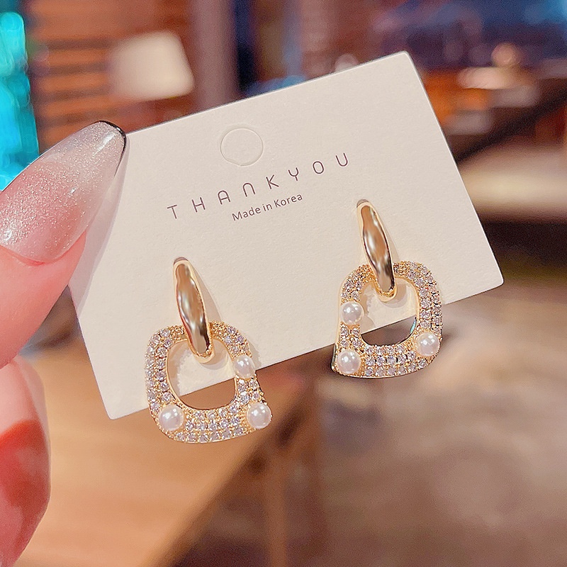 Anting Tusuk Sterling Silver 925 Desain Geometri Hias Berlian Berkilau Untuk Wanita