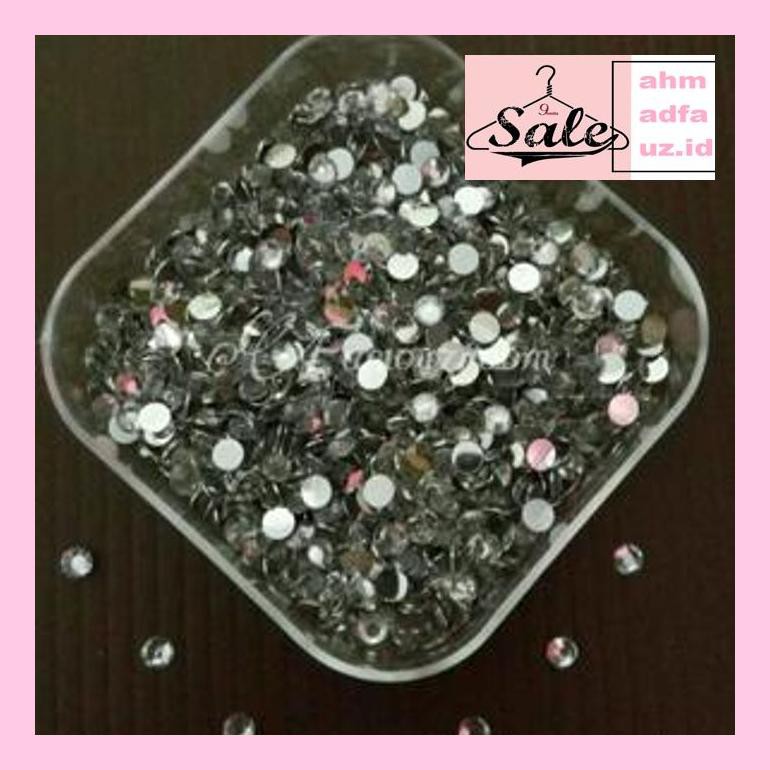 

Skhart2 Clear Rhinestone White 4Mm Artnail5Pp