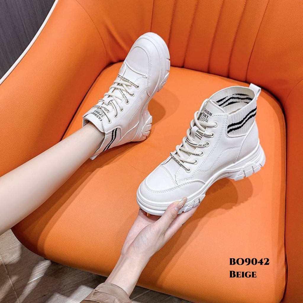 WYN SEPATU BOOTS PLATFORM STYLISH KOREA NEW ARRIVAL BO9042