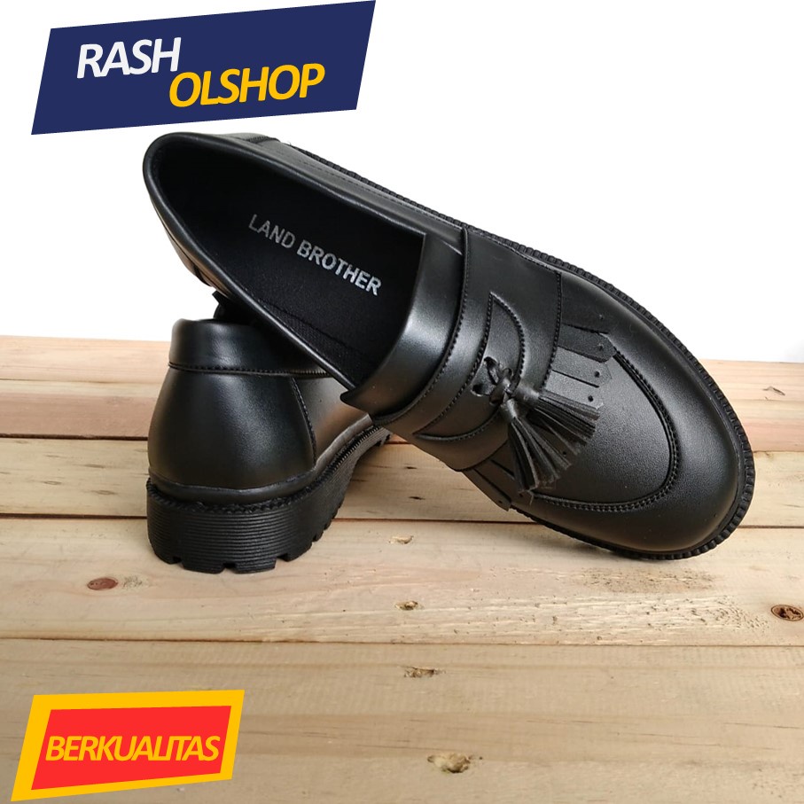 Sepatu Dockmart Wanita  Full Black Terbaru Model Slip On Penny Loafer Wanita Terbaru