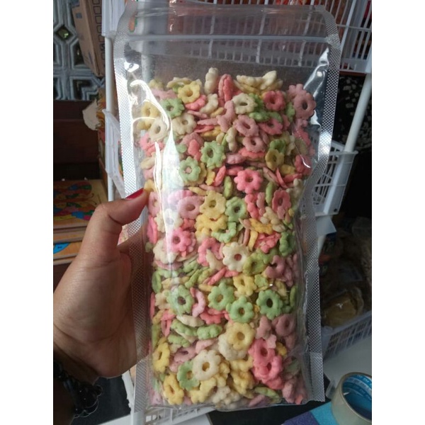 

sakura snack cemilan gurih rasa Riri renyah gurih