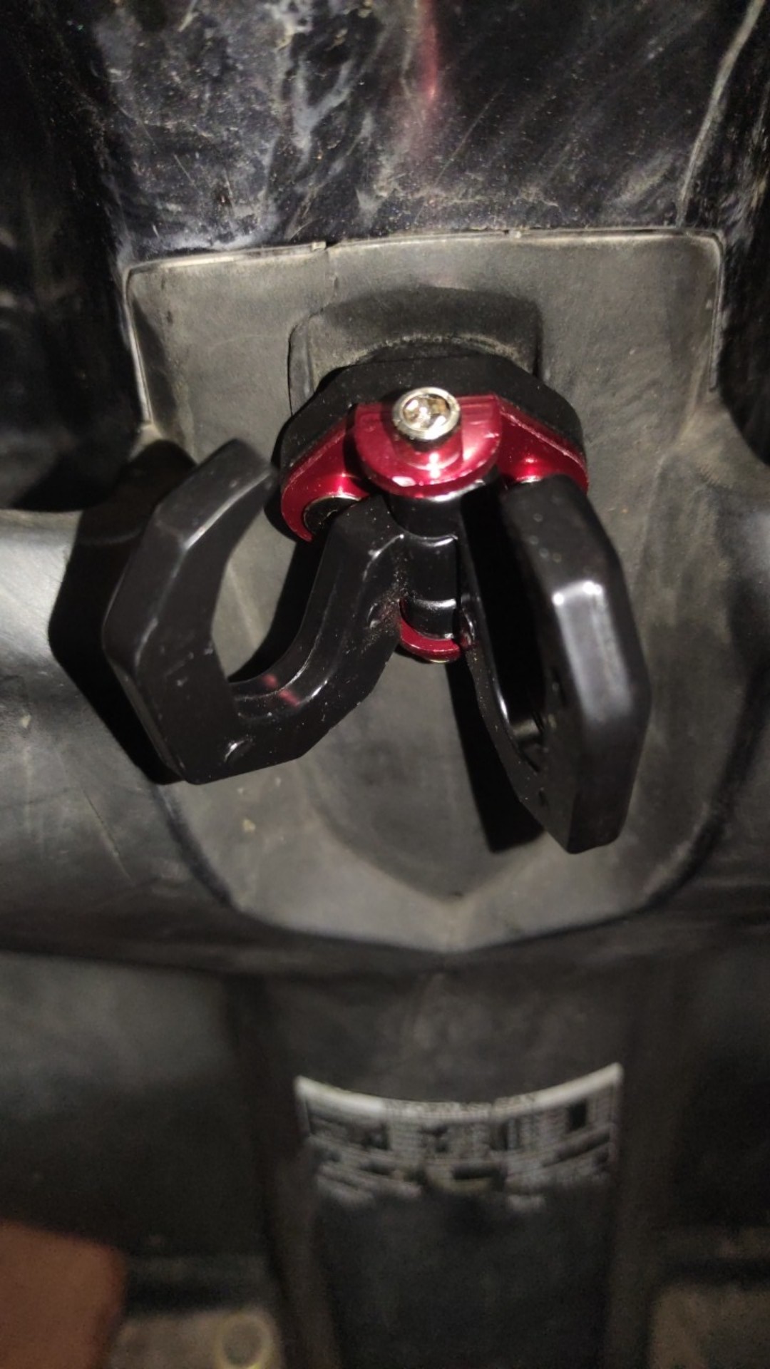 Gantungan Barang / Hook Barang Model Lipat / Kait Motor Matic Model Cakar