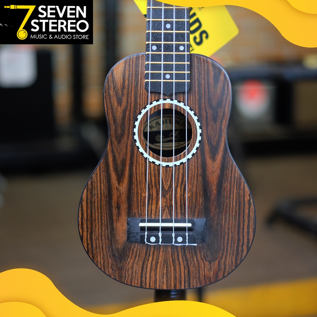 Kahuna Ukulele AU-P02B0-1 Soprano Ukulele