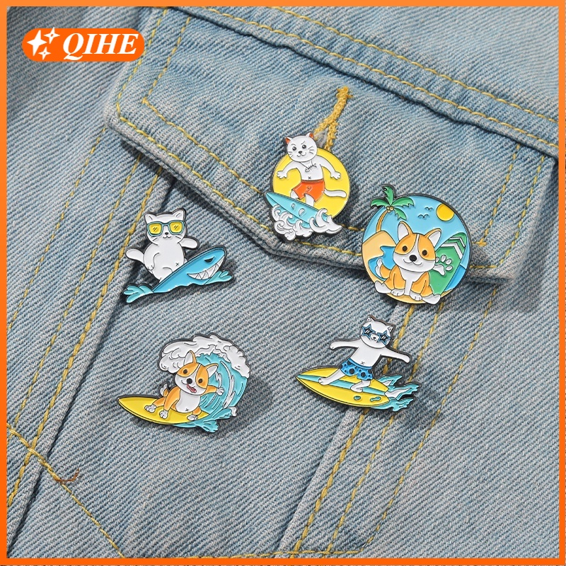 Cartoon Cat and Dog Surfing Enamel Brooch Animal Lapel Pin Backpack Badge Collection Gift for Friends