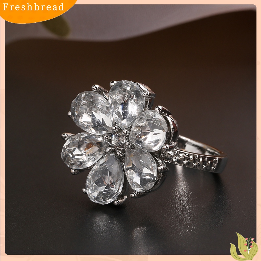 [TERLARIS]Women Trendy Flower Cubic Zirconia Rings Wedding Engagement Finger Jewelry Gift