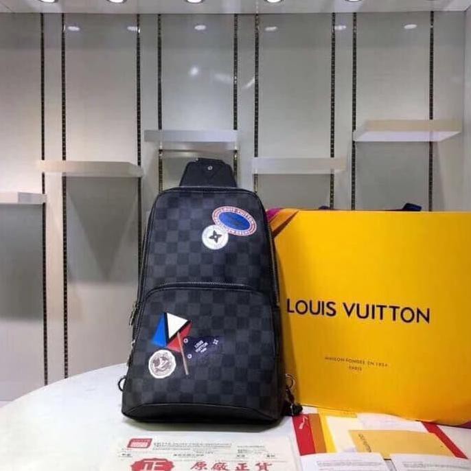 Pengiriman Cepat Waist Bag Louis Vuitton Premium High Quality Mirror 1:1 / LV 12 DISKON